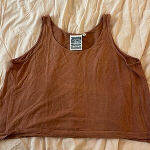 Jumgmaven linen tank